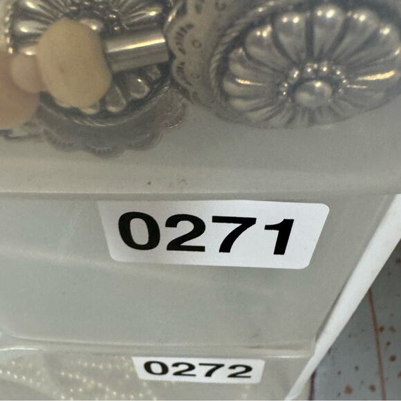 Teal Blue Fauceted Bead Necklace Extra Long Gold Clover Fringe Charm - Picture 6 of 6